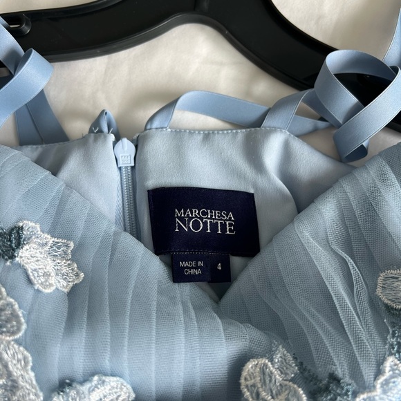 Marchesa blue gown with outer layer of tulle/embroidery - Picture 5 of 5